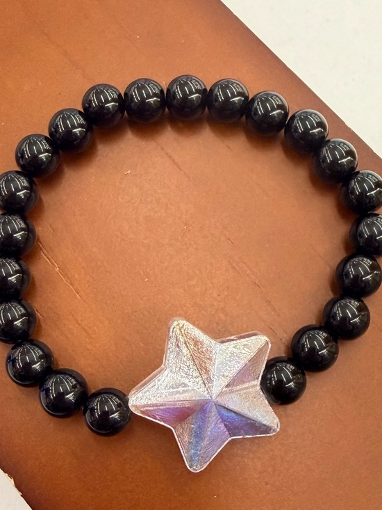 Jewelry - Black Beaded Bracelet with Iridescent Star Charm